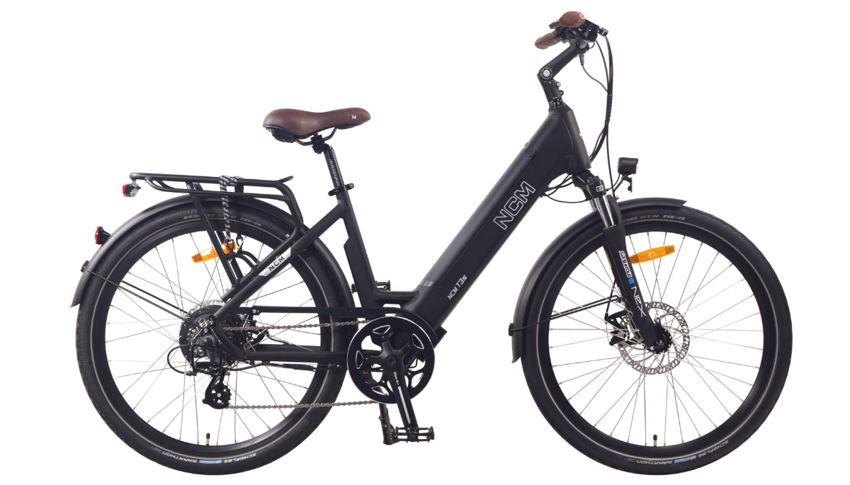 ncm trekking e bike NCM T3S Step-Thru Trekking E-Bike (2025) – Windsor Cycles